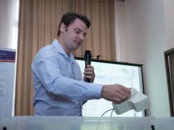 3D міношукач, який знаходитиме пластикові міни під півметровим шаром землі