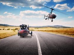 У Голландії почали продавати літаючі авто